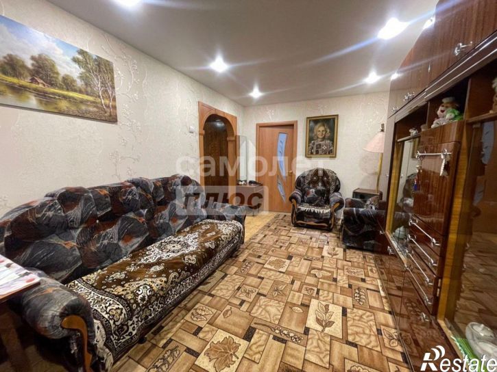 2-комн квартира Кузнецк г., Молодой Гвардии ул.