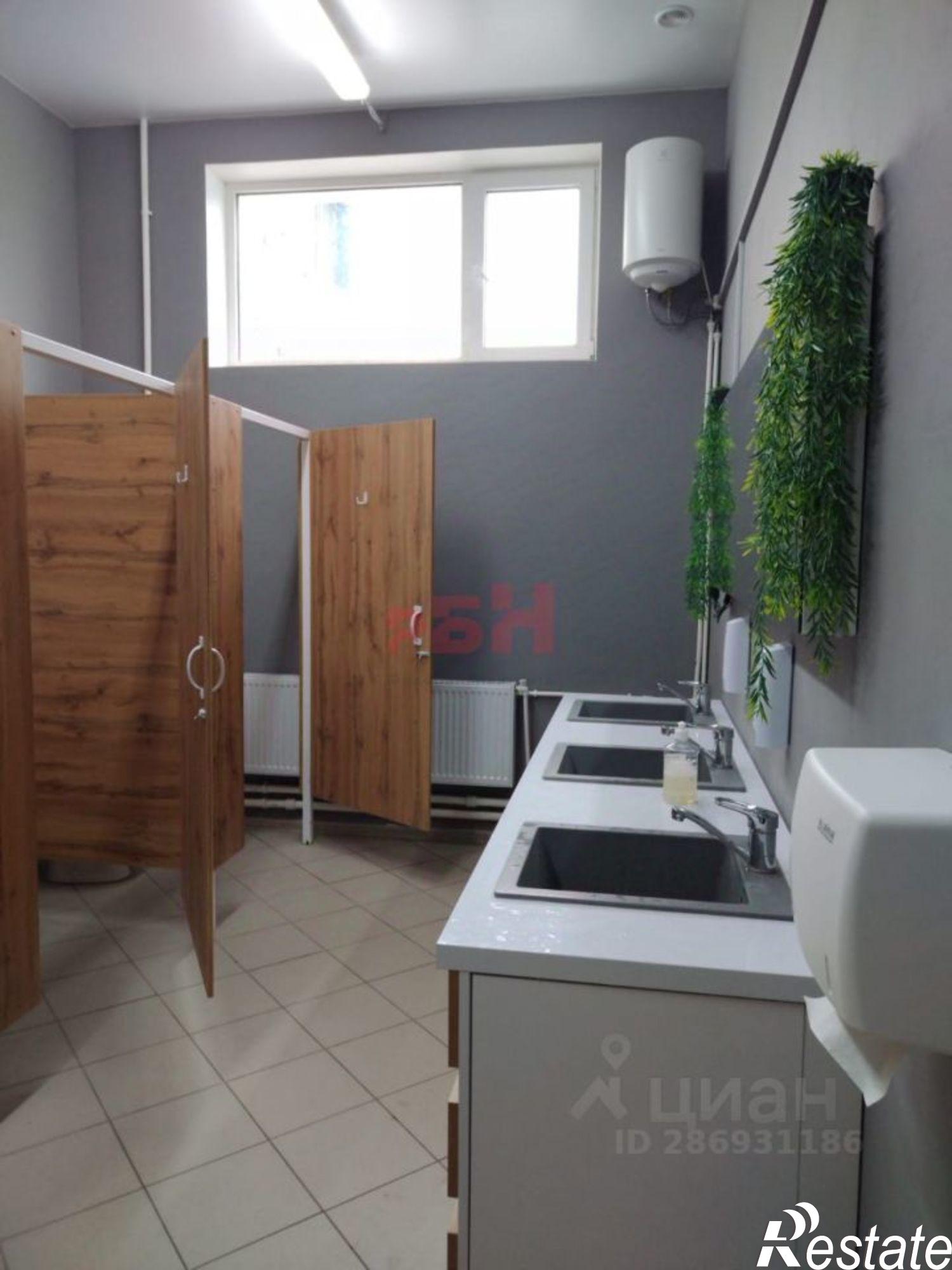 Сдать торговое помещение за 135 000 рублей на улица Правды, 103