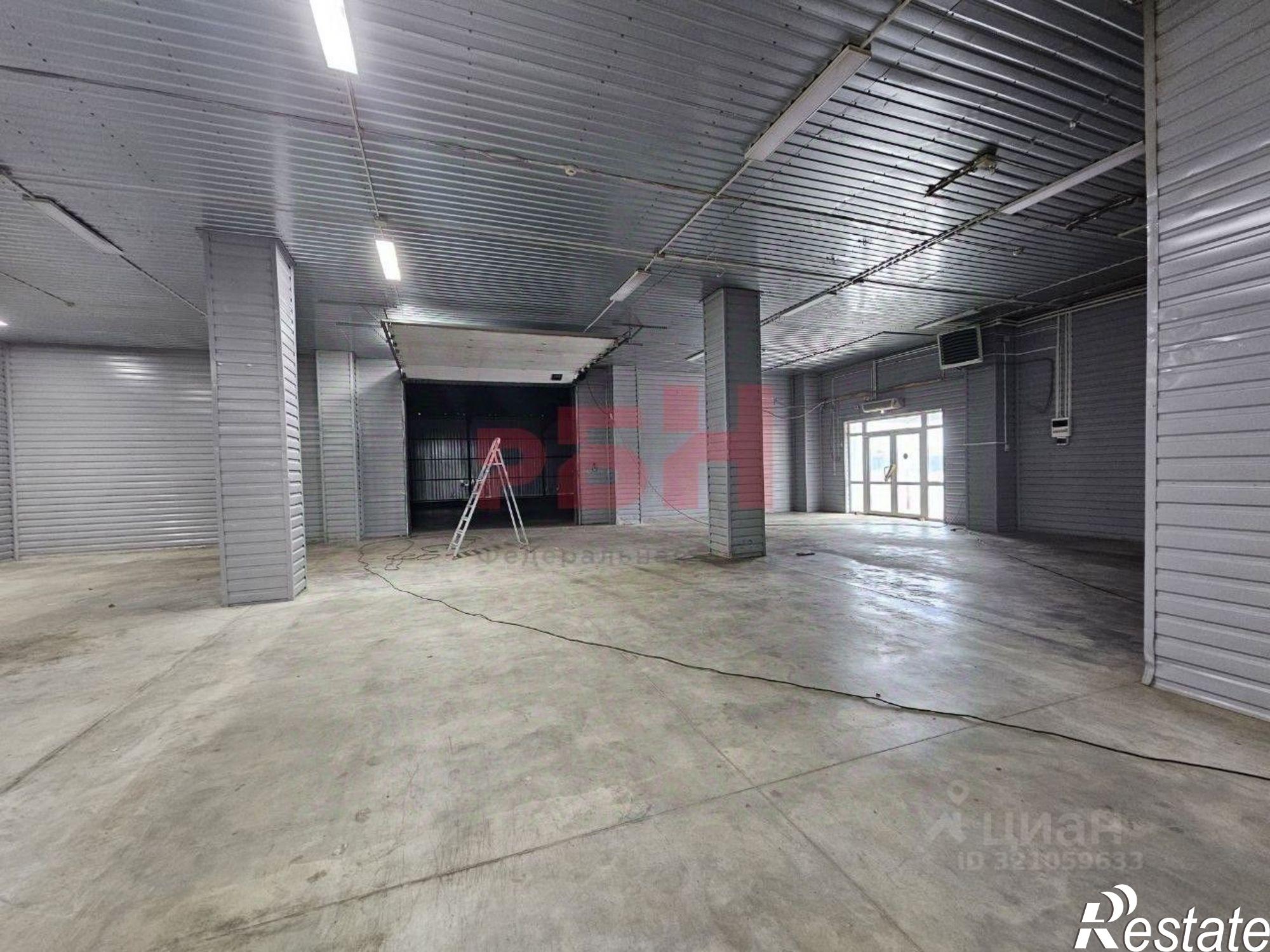 Сдать ОСЗ, отдельно стоящее здание за 300 000 рублей на ул Строителей, 48А